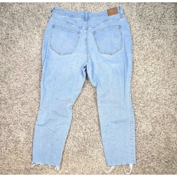 Madewell Jeans Womens 32 The Curvy Perfect Vintage Distressed Light Wash - Picture 2 of 5